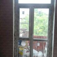 lazy{ aItem.alt_title }}