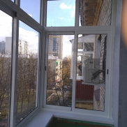 lazy{ aItem.alt_title }}