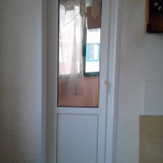 lazy{ aItem.alt_title }}