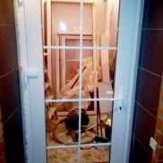 lazy{ aItem.alt_title }}