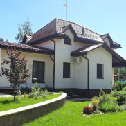 lazy{ aItem.alt_title }}