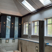 lazy{ aItem.alt_title }}