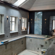 lazy{ aItem.alt_title }}