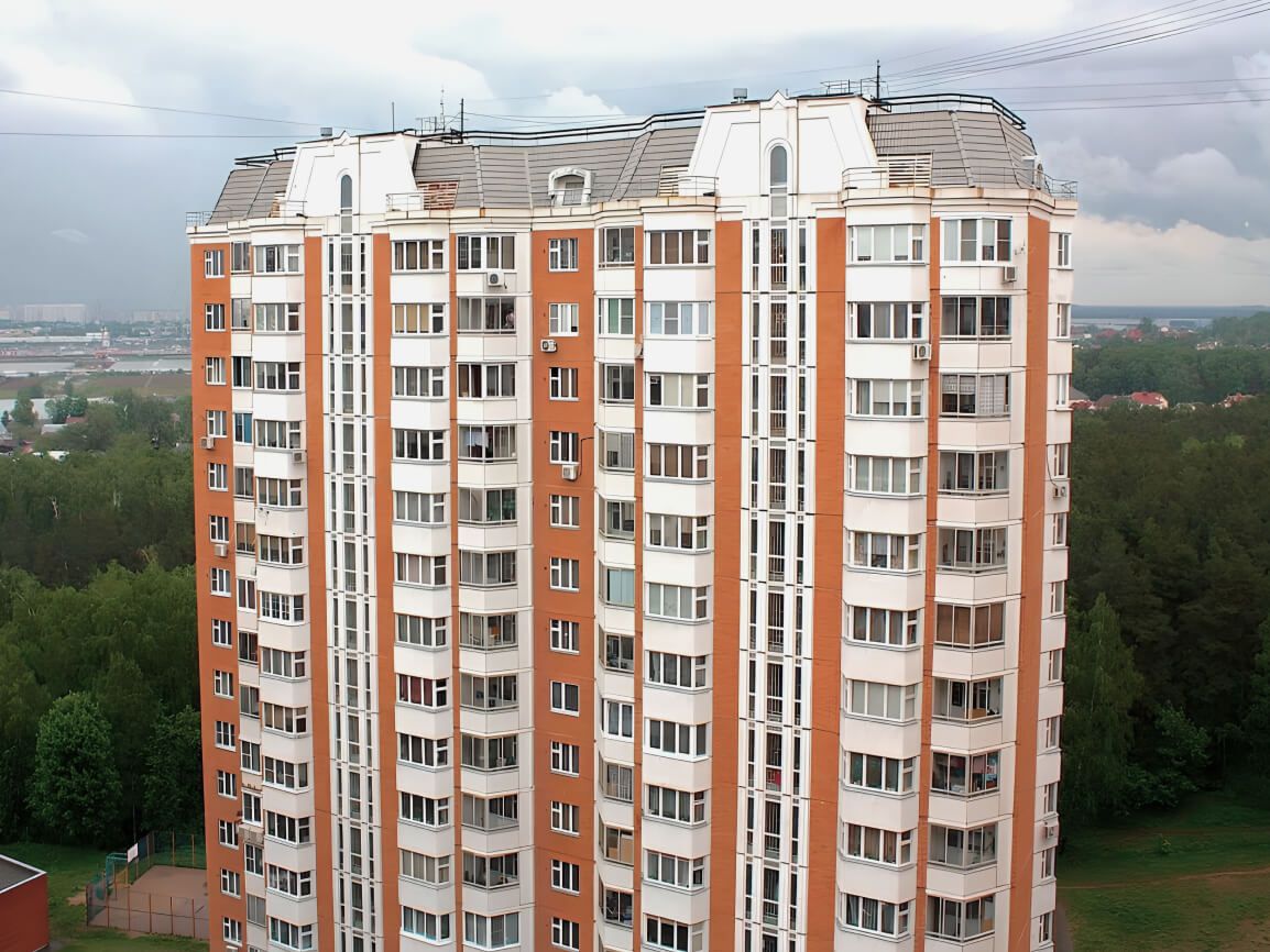 Остекление в домах серии П-44K