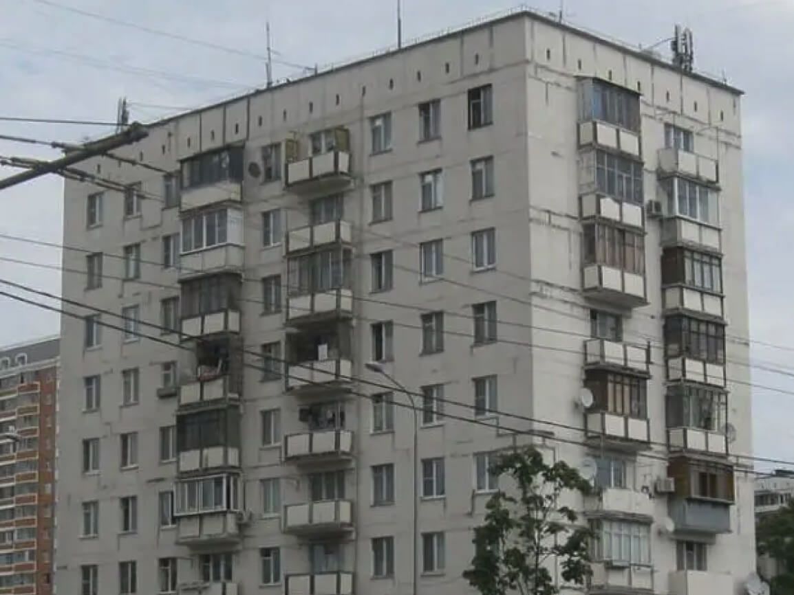 Остекление в домах серии II-18-01-08