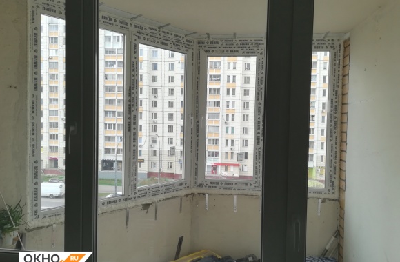 Монтаж балконного блока и остекление