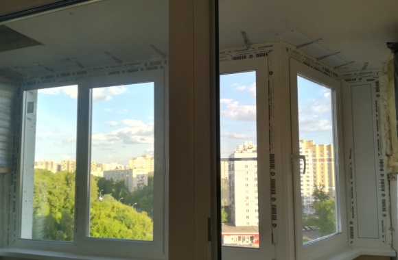 Остекление балкона вида "Сапожок"